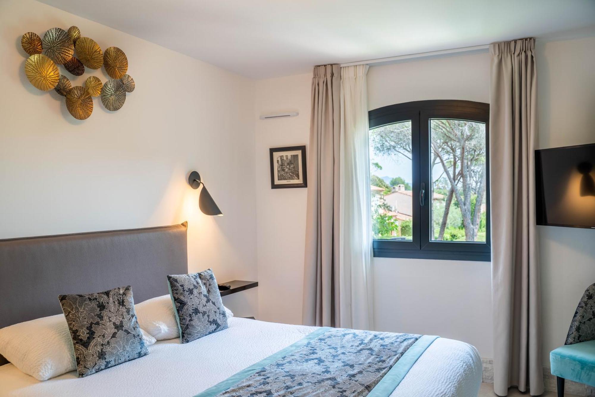 Le Confidentiel Hotel & Spa Saint-Raphael  Room photo